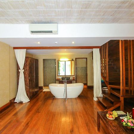กูปู กูปู จิมบาราน บีช คลับ แอนด์ สปา บาย โลสิทาเน Hotel ภายนอก รูปภาพ