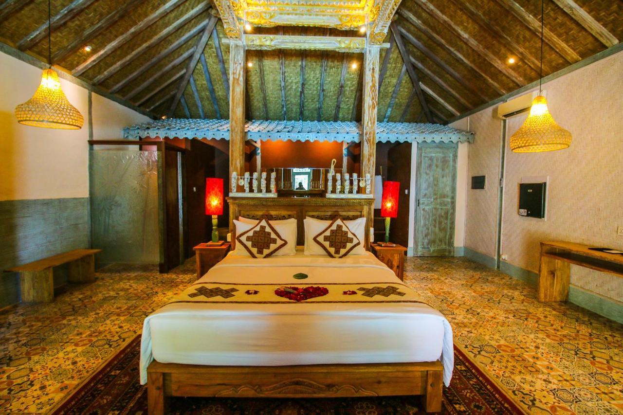 กูปู กูปู จิมบาราน บีช คลับ แอนด์ สปา บาย โลสิทาเน Hotel ภายนอก รูปภาพ