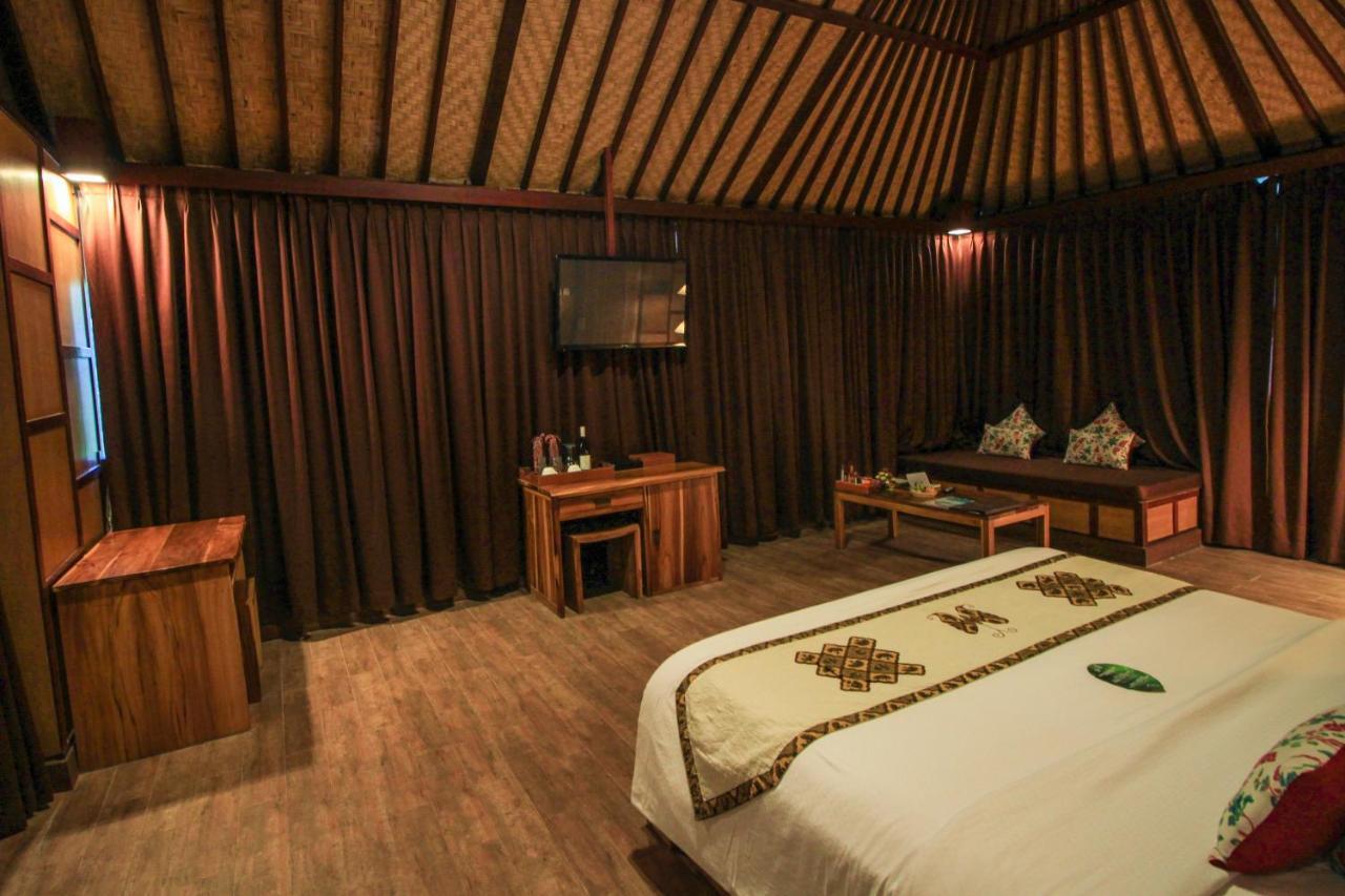 กูปู กูปู จิมบาราน บีช คลับ แอนด์ สปา บาย โลสิทาเน Hotel ภายนอก รูปภาพ